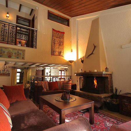 Alpine Escape Maisonette By Ski Alure Arachova Luaran gambar